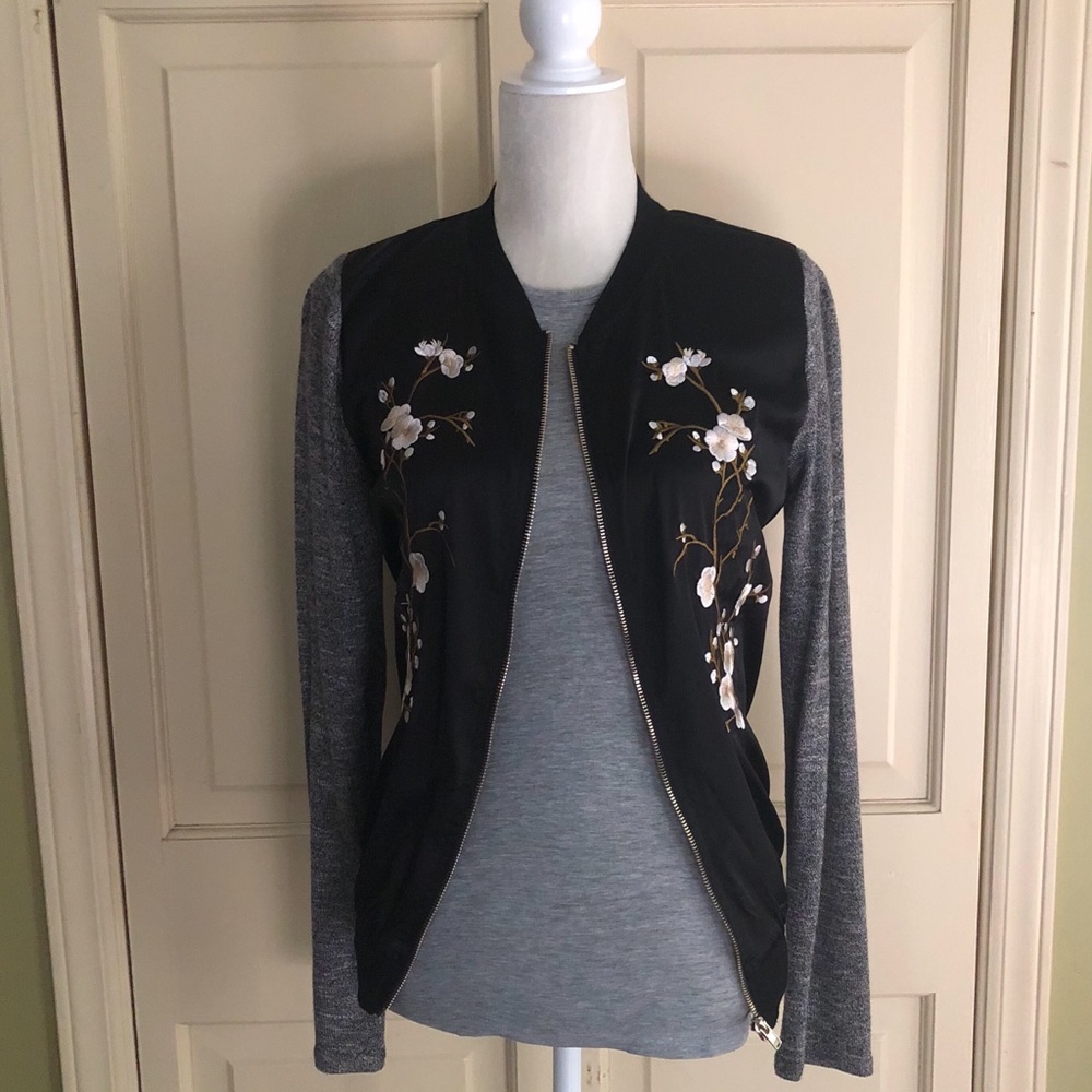 | BKE| Flower Sweater Jacket - Picture 3 of 4